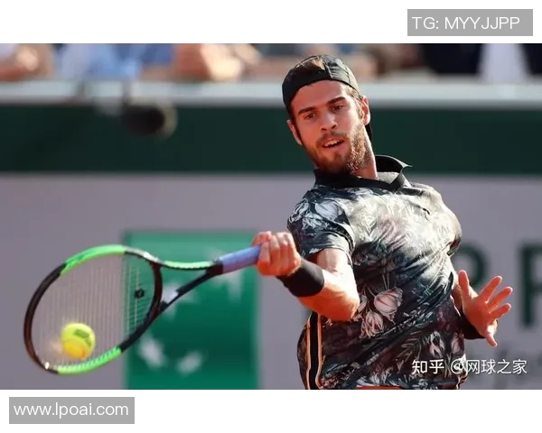 意大利足球明星雷神的传奇之路与辉煌成就探秘